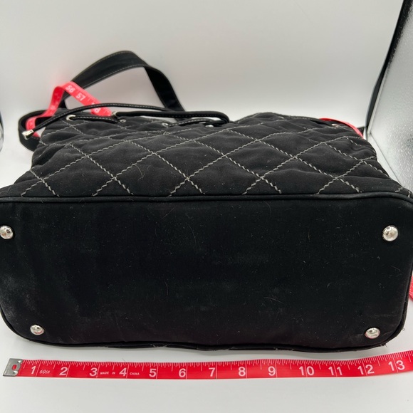Vera Bradley Black Quilted Tote - Picture 9 of 12